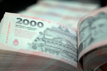 Video: así son las medidas de seguridad del nuevo billete de 2000 pesos