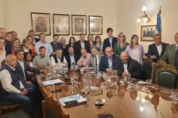 Senadores de JxC se alinean con los gobernadores y toman distancia de Macri y Bullrich
