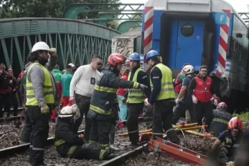 Más de 60 pasajeros heridos en un choque de trenes en Palermo