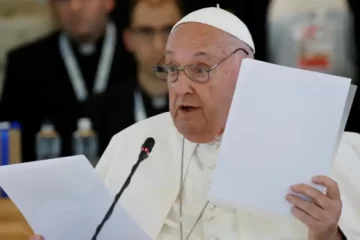 Papa Francisco: «La democracia no goza de buena salud»